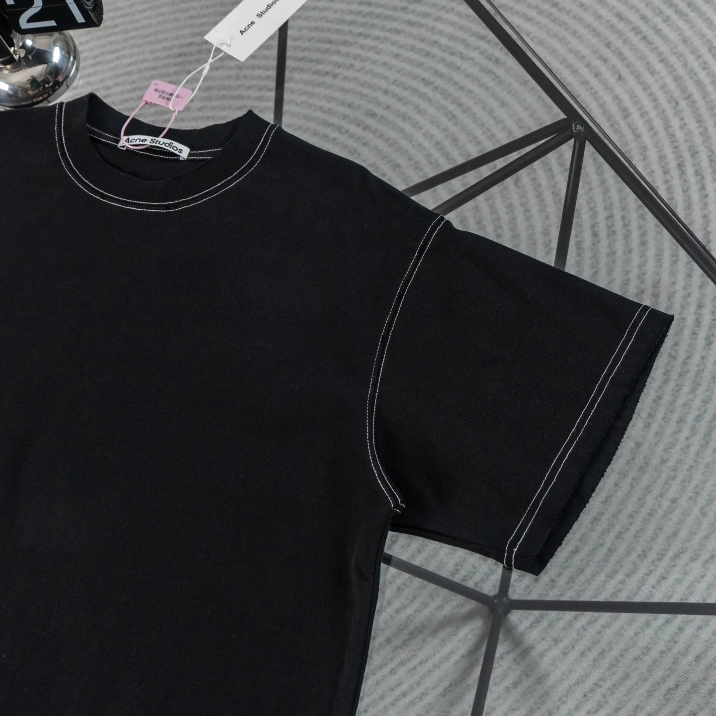 100 Acne Studios 26ss New Arrival ACRetro T Quality ， AC ， ， White ， Black ， Retro 。 ， ， ， ， 。 ， ， ， ， Versatile 。 Size：S—XL ：Black White